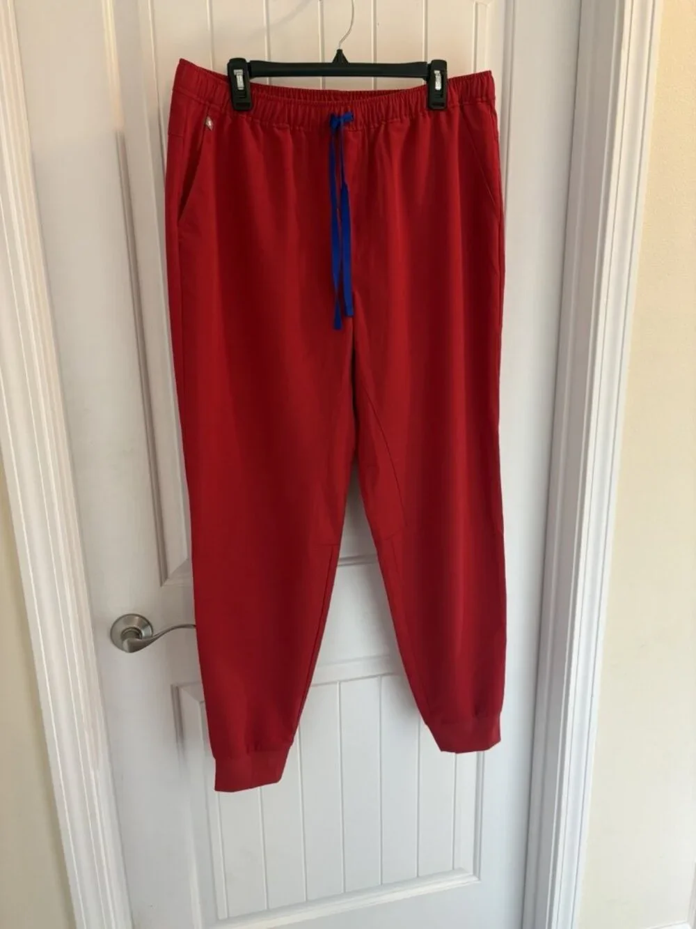 Figs Scrub Tansen Jogger with Aya In Red Size XLT 32” x 32”